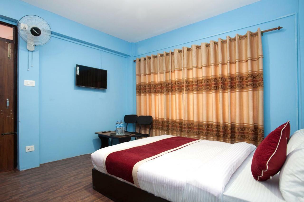 קטמנדו Hotel Crossroads מראה חיצוני תמונה