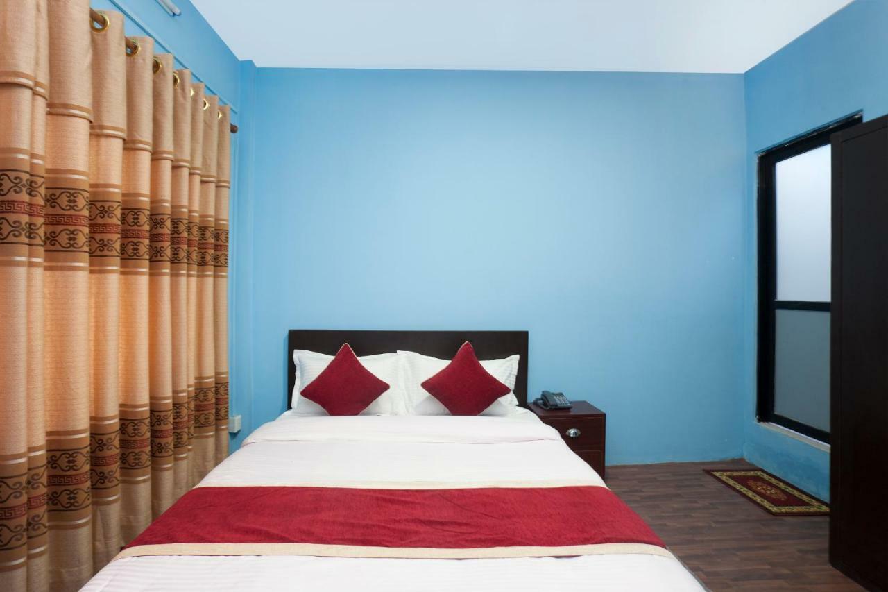 קטמנדו Hotel Crossroads מראה חיצוני תמונה