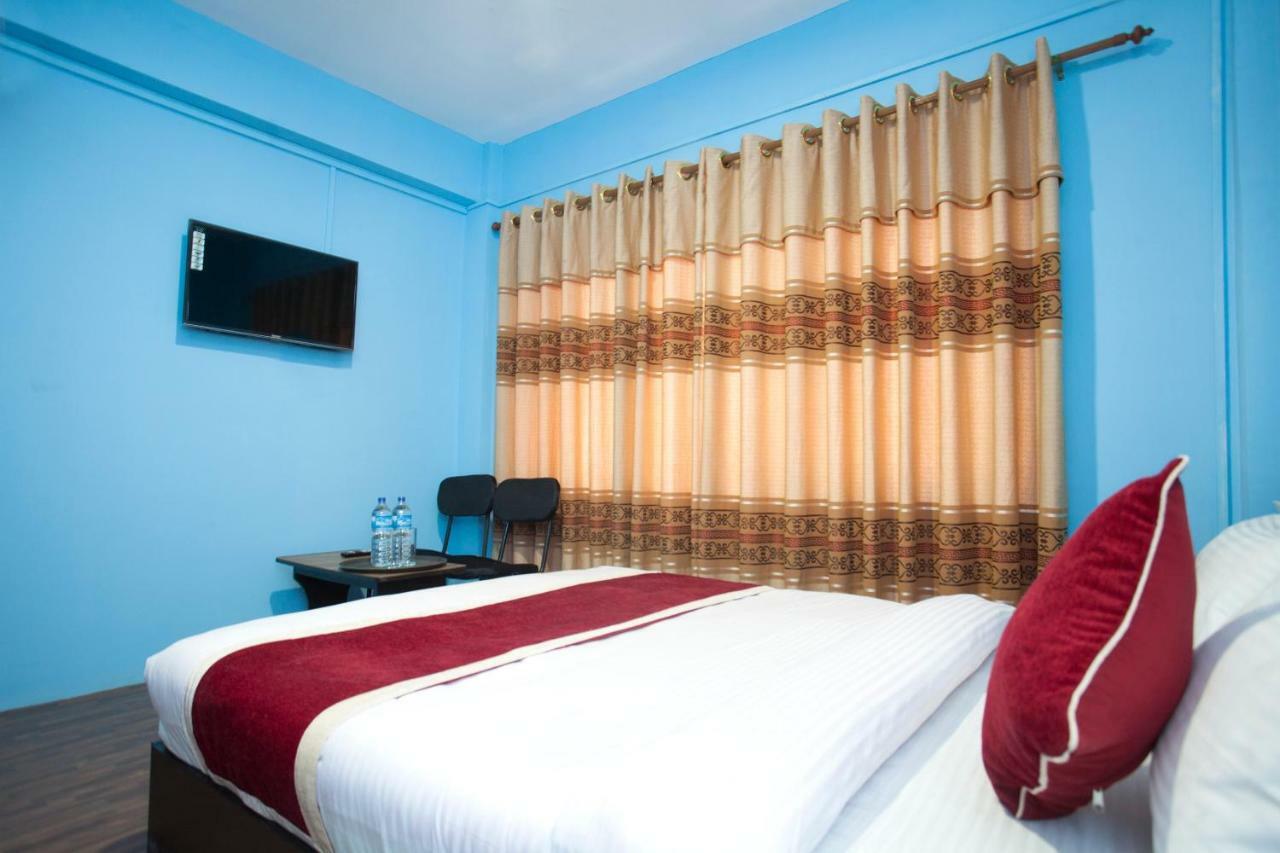 קטמנדו Hotel Crossroads מראה חיצוני תמונה
