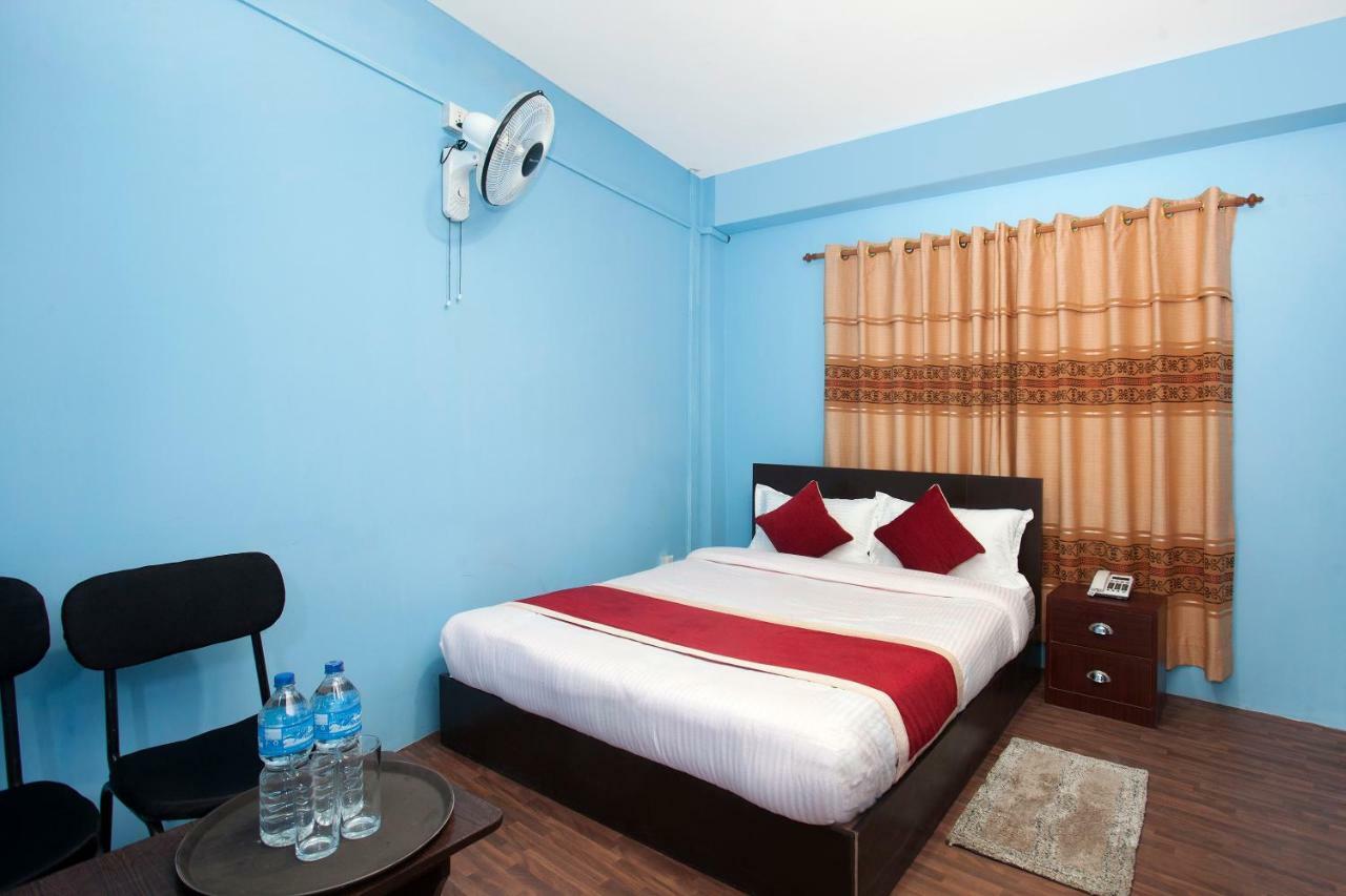 קטמנדו Hotel Crossroads מראה חיצוני תמונה